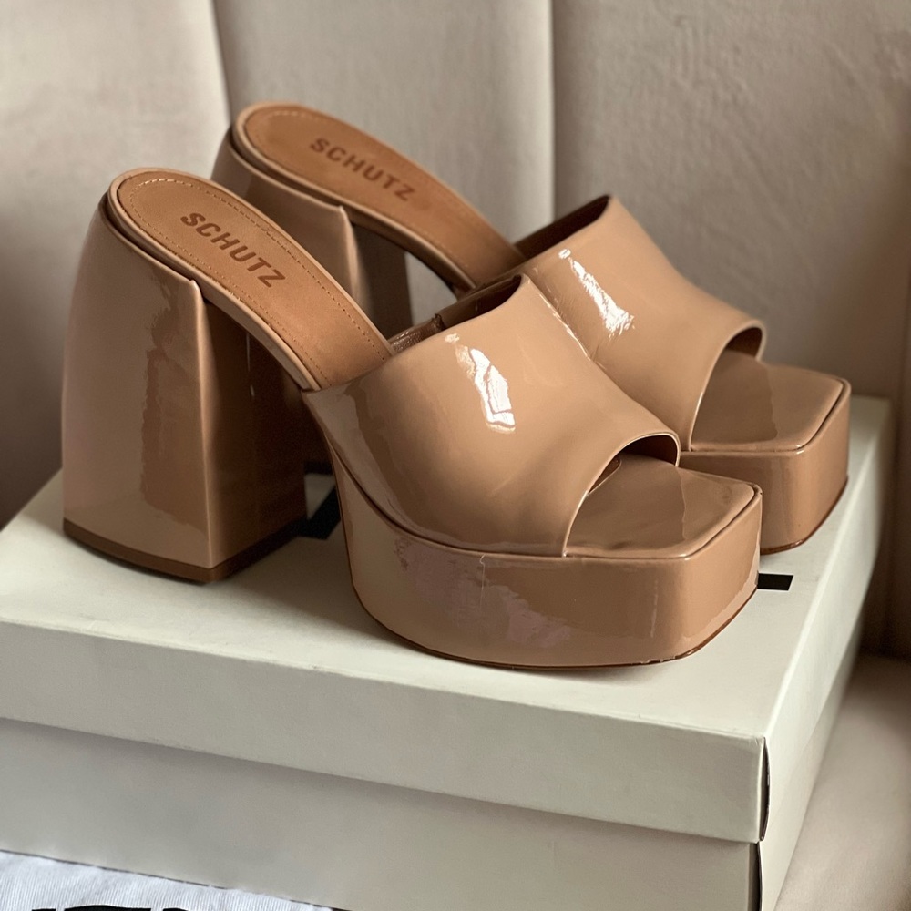 SCHUTZ Aretha Platform Block Heel Sandal Size 9